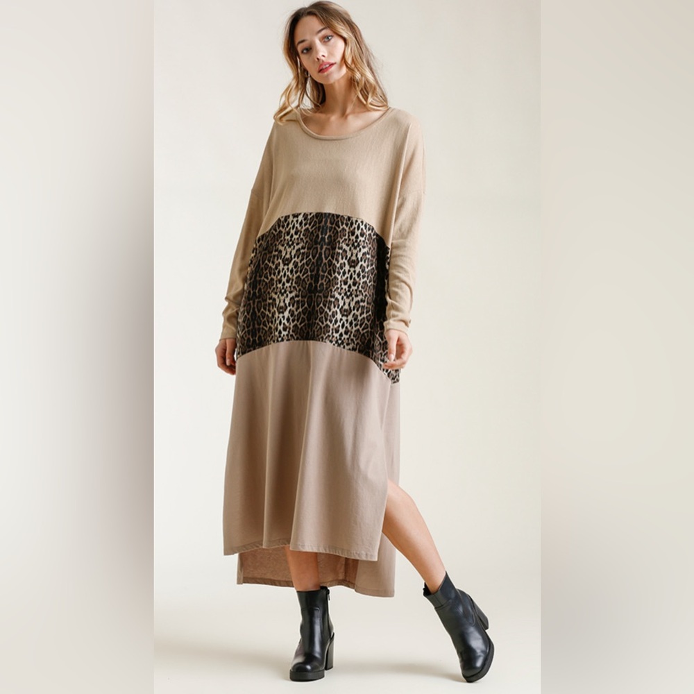 NWT Umgee Animal Print Colorblock Long Sleeve Maxi Dress with Side Slits